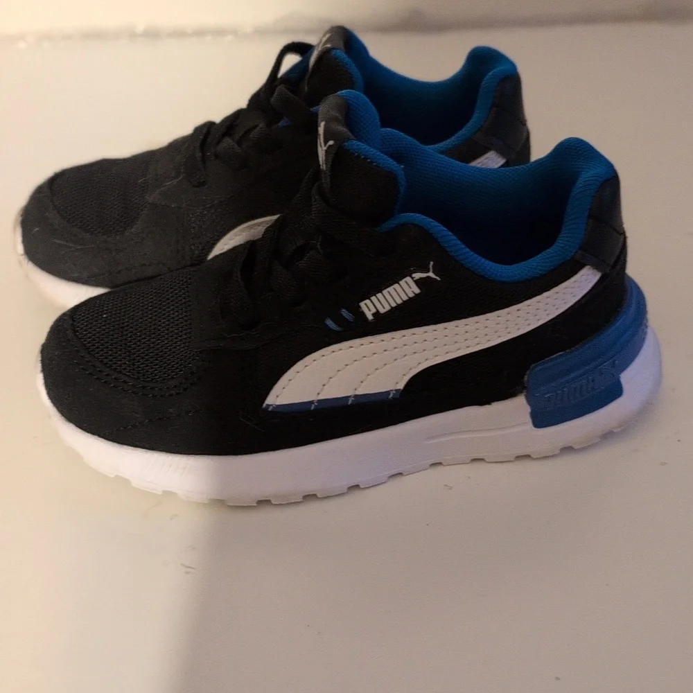 Puma Kids Sneakers in Black and Blue - Picture 3 of 3